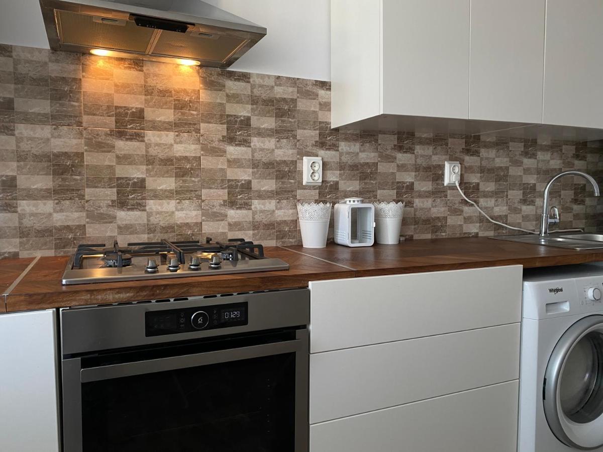 Deluxe Single Room Apartament Bragadiru Extérieur photo