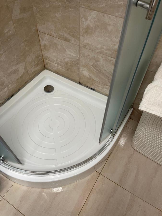 Deluxe Single Room Apartament Bragadiru Extérieur photo